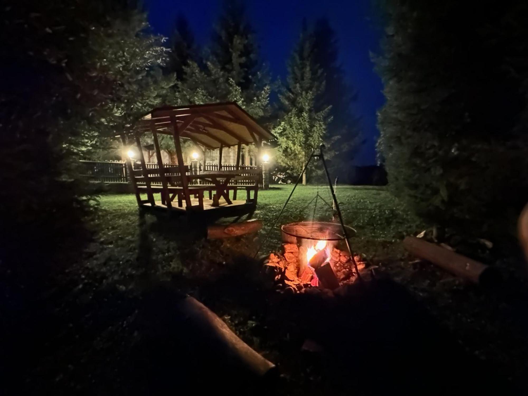 Urocza Chata Z Sauna W Bieszczadzkim Parku Krajobrazowym Bukowiec  Exterior foto